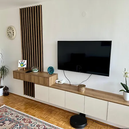 Noor Apartament